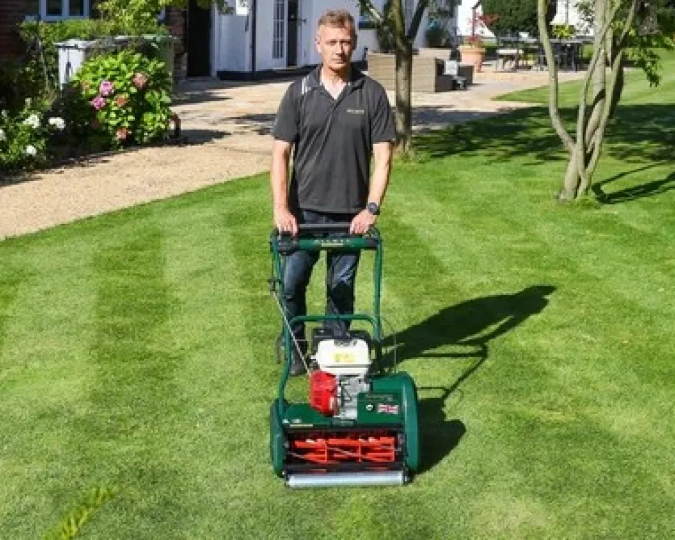 Allett Kensington 17 Honda Cylindergräsklippare