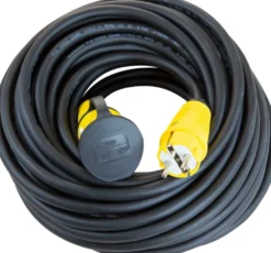 Amiga Förlängningskabel 20m gummi 3G2.5mm