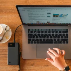Aqiila Powerbird B20+ Powerbank Svart