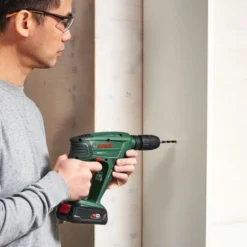 Bosch Borrhammare Uneo Maxx 18V med 1x2,5Ah batteri & laddare