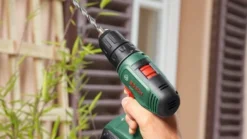 Bosch Borrskruvdragare18V-40 med 1x2Ah batteri & laddare
