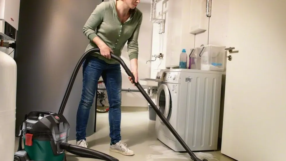 Bosch Dammsugare Universal Vac 15