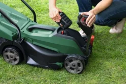 Bosch Gräsklippare Citymower 18V-32-300 med 1x4Ah batteri & laddare