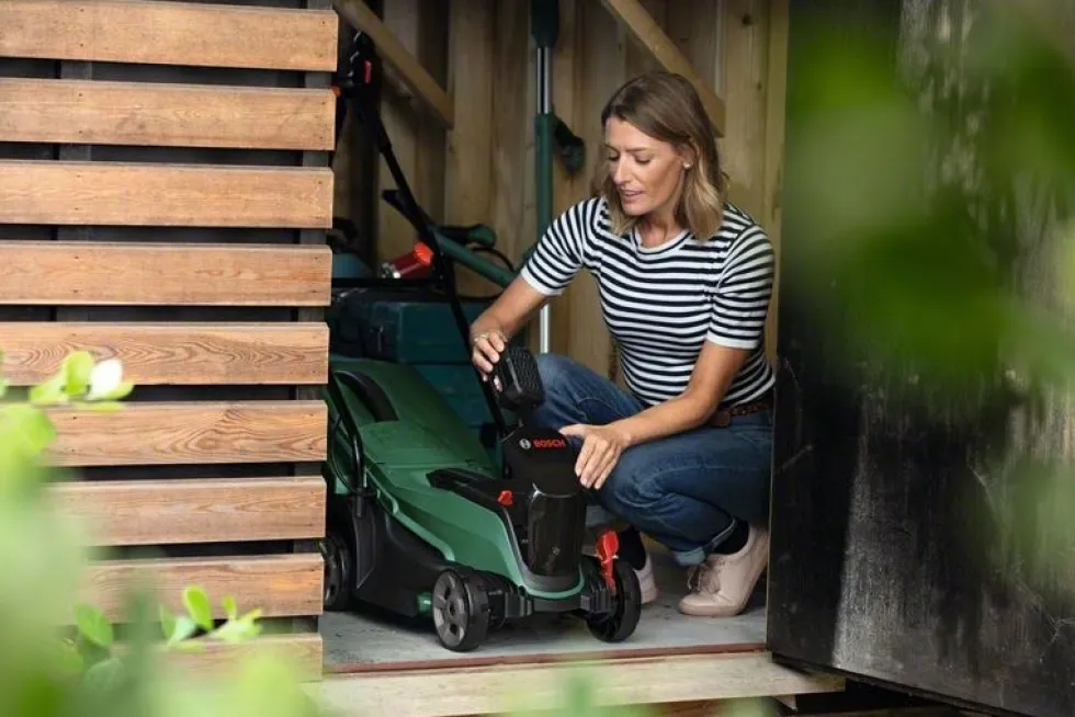 Bosch Gräsklippare Citymower 18V-32-300 med 1x4Ah batteri & laddare