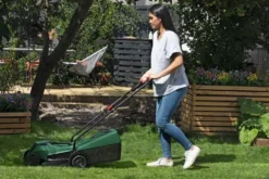 Bosch Gräsklippare Easymower 18V-32-200 utan batteri & laddare