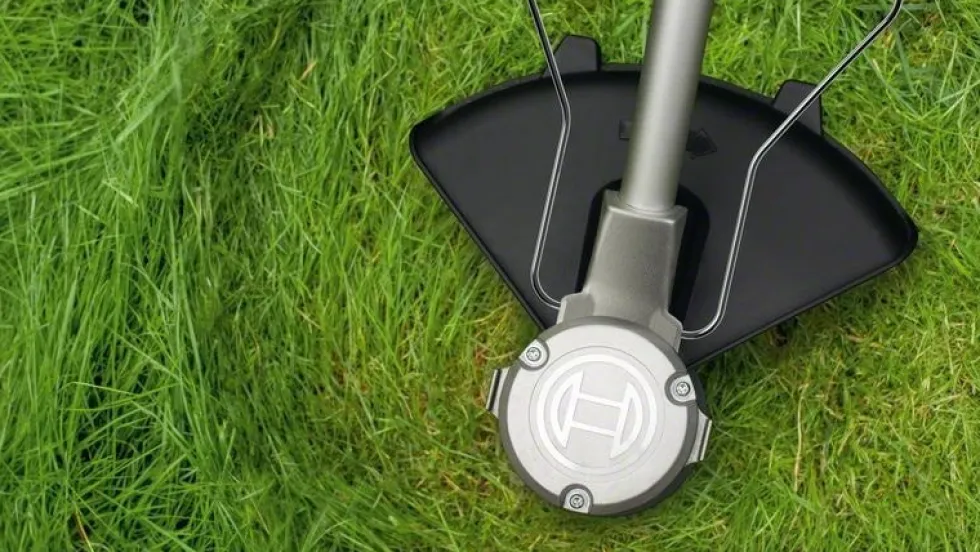 Bosch Grästrimmer Advgrasscut 36V-33 med 1x2Ah batteri & laddare