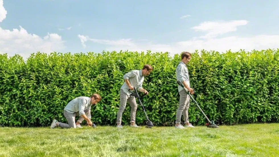 Bosch Grästrimmer Universalgrasscut 18V med 1x2,5Ah batteri & laddare