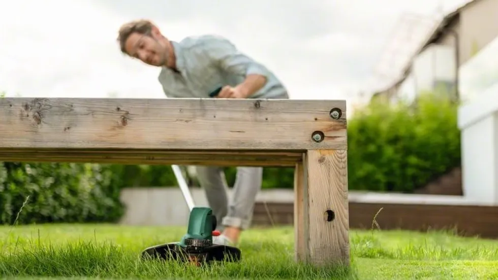 Bosch Grästrimmer Universalgrasscut 18V-26 med 1x2,5Ah batteri & laddare
