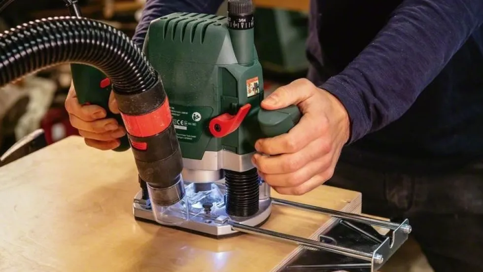 Bosch Handöverfräs POF 1400 ACE