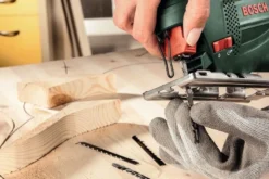 Bosch Sticksåg PST 700 E CT