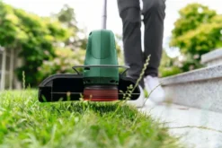 Bosch Trimmer Easygrasscut 18V-26 utan batteri & laddare