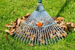 Gardena NatureLine Ställbar Bladfjäderräfsa i Metall