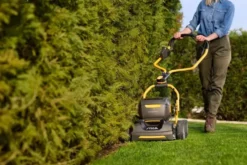 Gräsklippare Stiga Batteridriven 700-Serien Multiclip 747E V