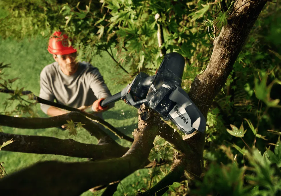 Husqvarna Aspire P5 grensåg med teleskopskaft 5" – utan batteri och laddare