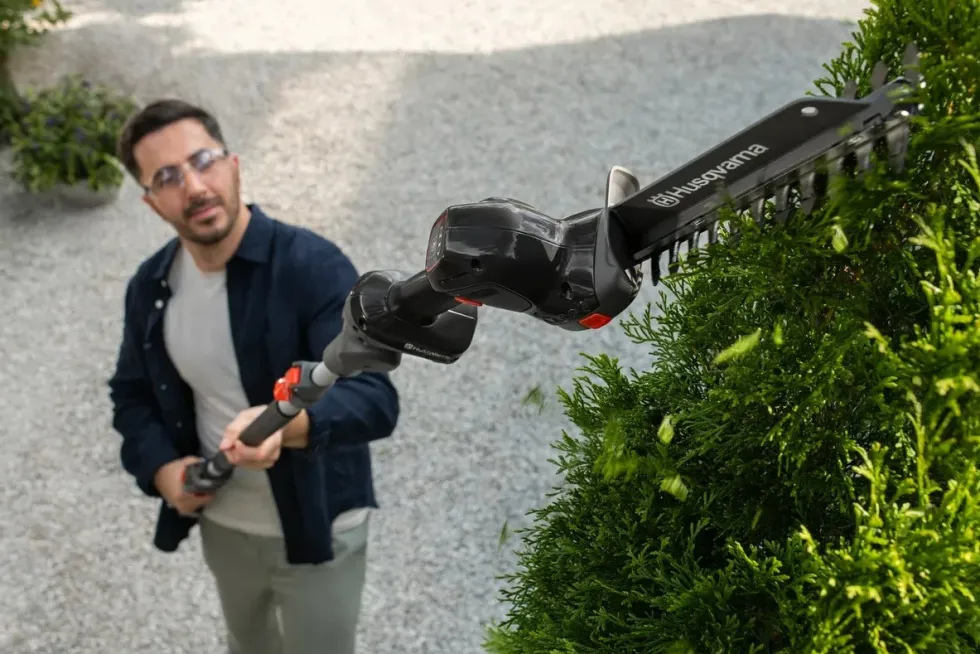 Husqvarna Aspire™ S20 Busk-och Grässax Inkl. Teleskopskaft