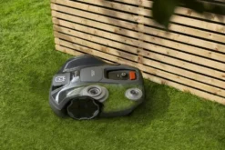 Husqvarna Automower® 310E NERA Robotgräsklippare med slinglös teknik