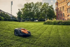Husqvarna Automower® 520 EPOS® Robotgräsklippare
