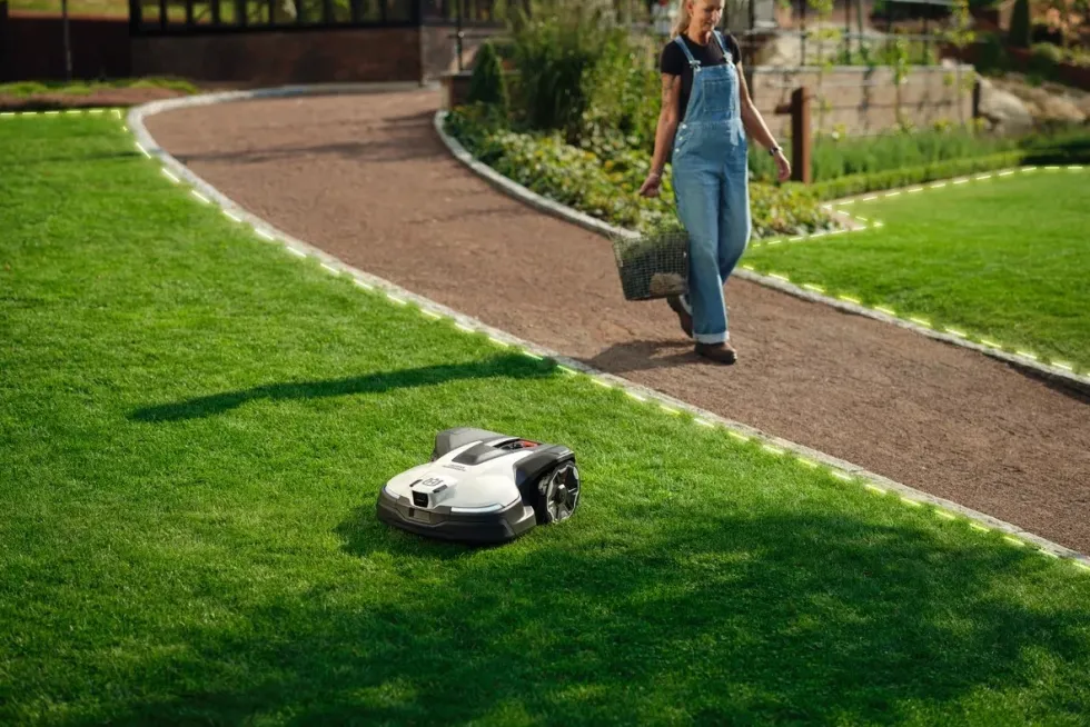 Husqvarna Automower® 430V Nera Premiumpaket