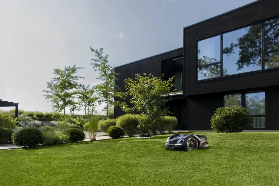 Husqvarna Automower® 410XE NERA Robotgräsklippare med slinglös teknik