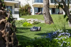 Husqvarna Automower® 450X Robotgräsklippare X-Line Startpaket
