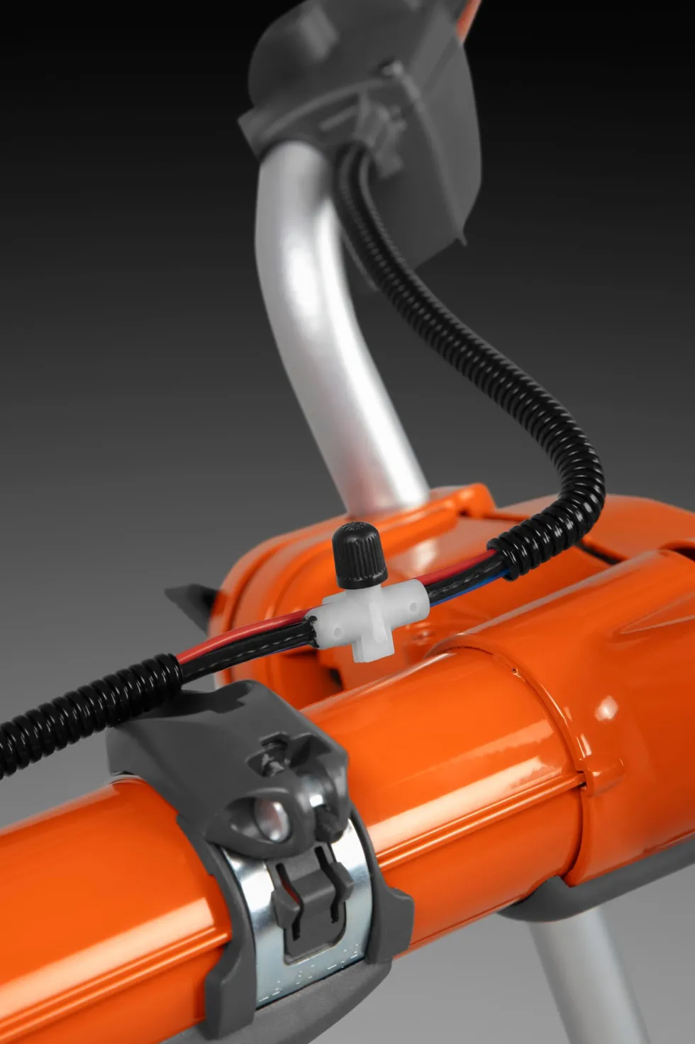 Husqvarna 555 FXT Röjsåg