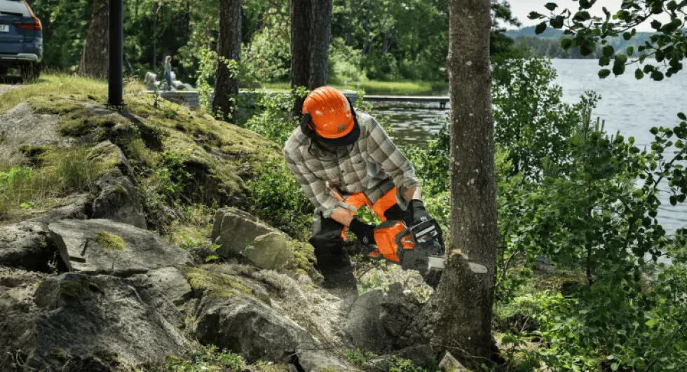 Husqvarna 242i Batteridriven Motorsåg