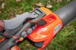 Husqvarna 230iB Batterilövblås
