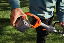 Husqvarna 215iL Batteritrimmer Plus