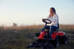Husqvarna Åkgräsklippare Rider R 112iC