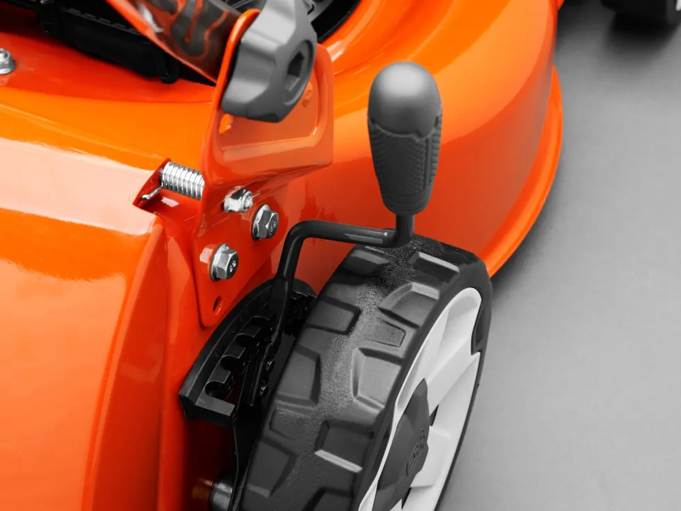 Husqvarna LB144i Batterigräsklippare