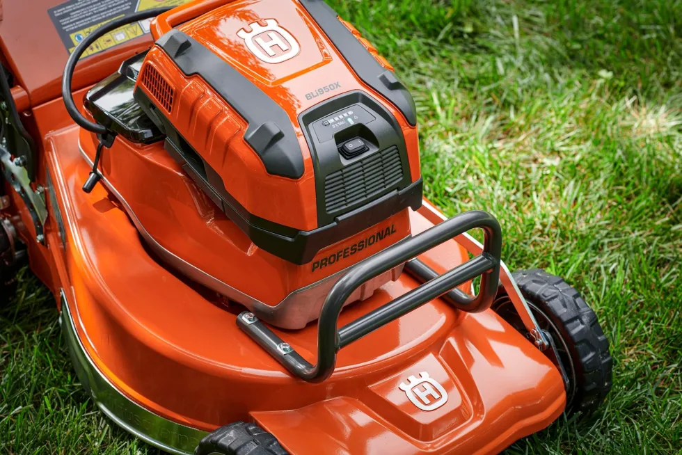 Husqvarna LB 553iV Batterigräsklippare