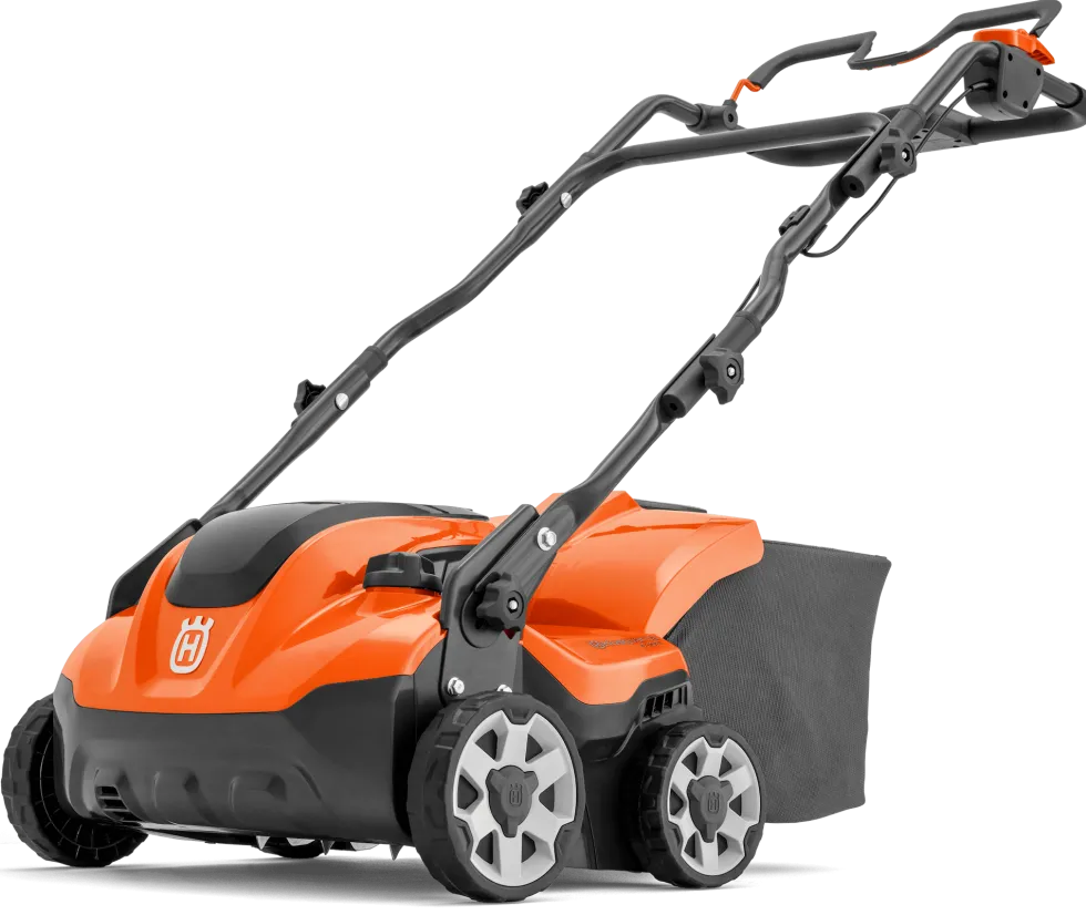 Husqvarna S138i Batteridriven Vertikalskärare