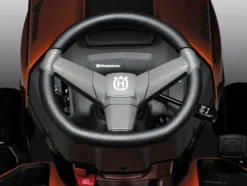 Husqvarna Trädgårdstraktor TC 138