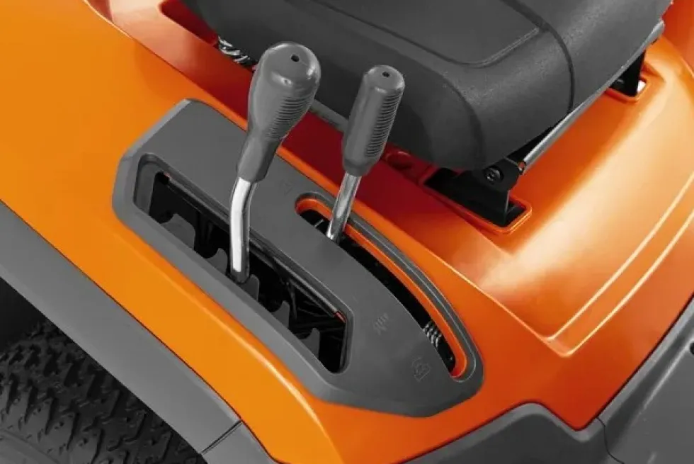 Husqvarna Trädgårdstraktor TS 112