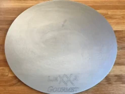 Lexxa Pizzastål kolstål, rund 300 mm, gourmet