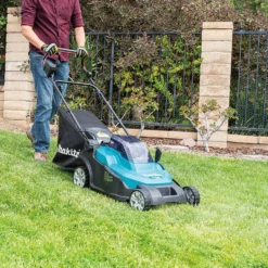 Makita Gräsklippare DLM432PT2 18V 43cm