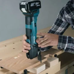 Makita Multiverktyg DTM51Z Snabbfäste 18V utan batteri & laddare