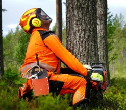 Protos Integral Huggarhjälm Gul/Svart