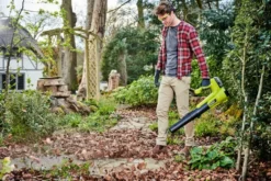 Ryobi RY18BLA-140 Lövblås inkl 4,0Ah batteri ONE+