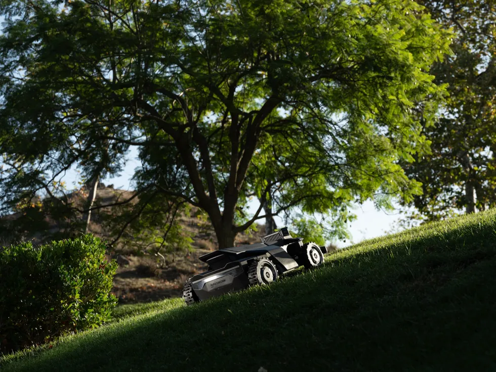 Segway Navimow X420E AWD Robotgräsklippare