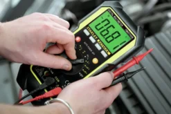 Stanley Multimeter FATMAX med klipps & väska