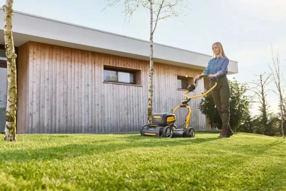 Stiga Multiclip 747E V Gräsklippare