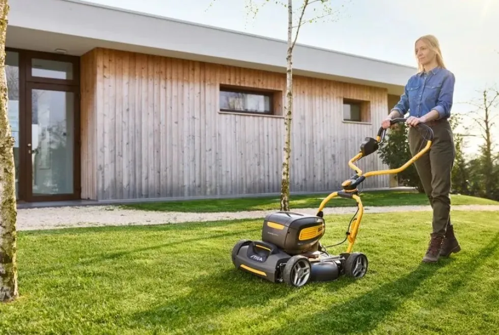 Stiga Multiclip 747E V Gräsklippare