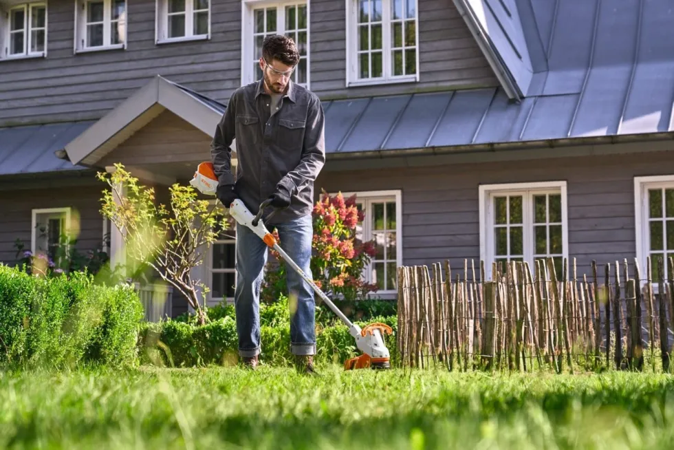 Stihl FSA 50 Batterigrästrimmer inkl. Batteri och Laddare