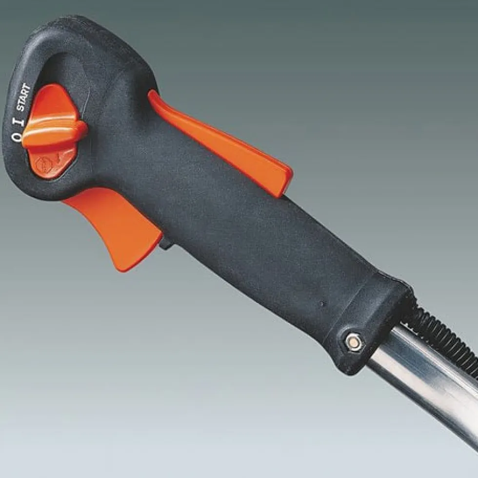STIHL FS 240 C-E Röjsåg inkl. sele och tre skärutrustningar