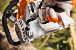 STIHL MS 400 C-M Motorsåg inkl. 45 cm svärd och kedja