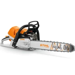 STIHL MS 400 C-M Motorsåg inkl. 45 cm svärd och kedja