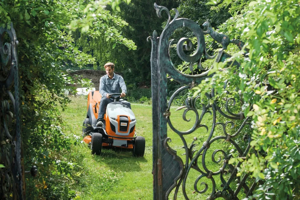 Stihl Trädgårdstraktor RT 6127.1 ZL