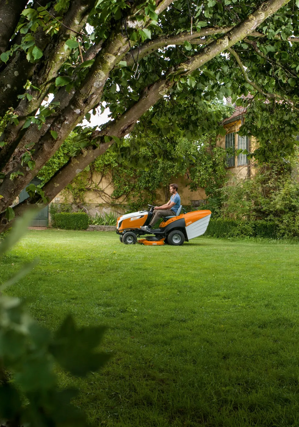 Stihl Trädgårdstraktor RT 6127.1 ZL