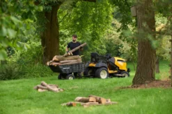 Trädgårdstraktor Cub Cadet XT2 PS107